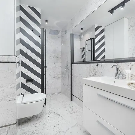 아파트 Nowoczesny Z Klimatyzacja I Parkingiem By Renters Prestige