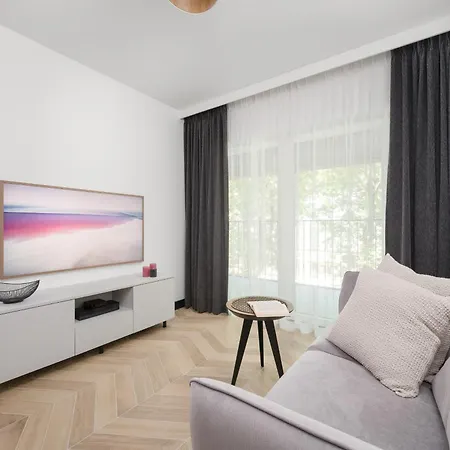 Apartman Nowoczesny Z Klimatyzacja I Parkingiem By Renters Prestige